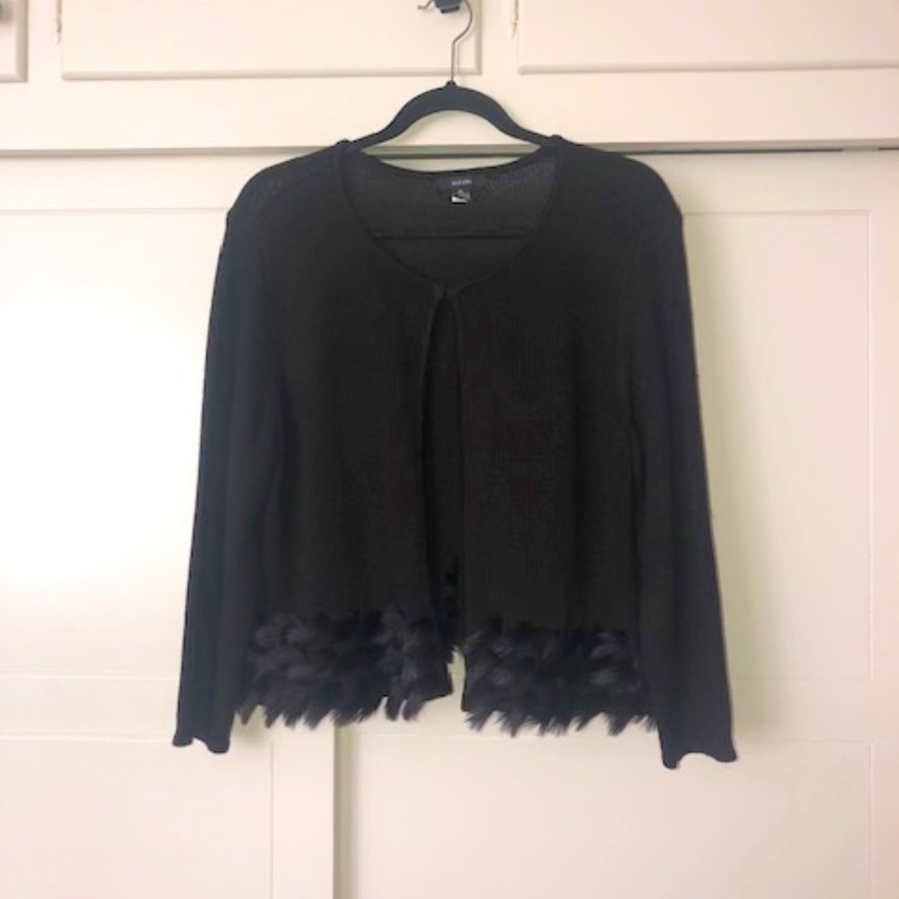 Alfani Black Sweater XL Faux feathers Excellent Used Condition